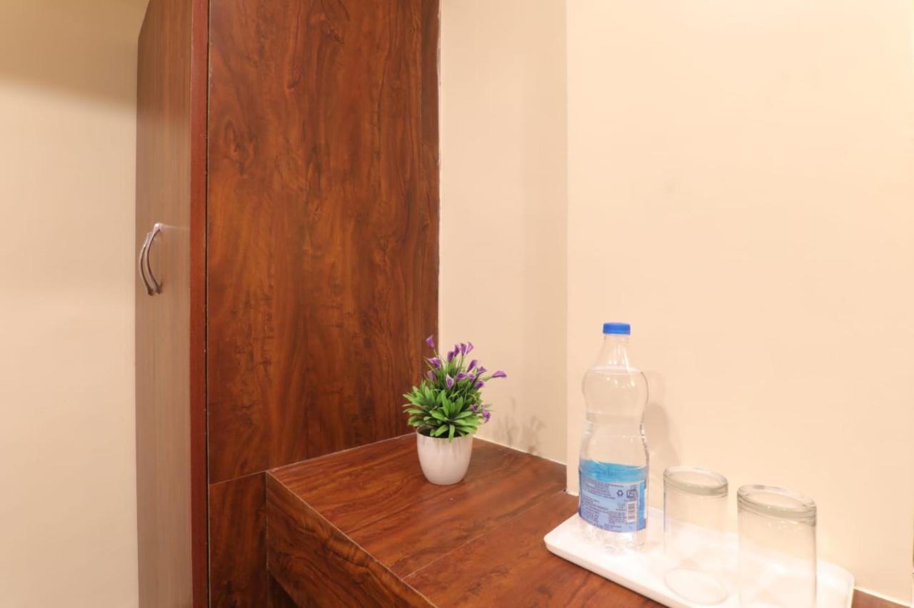 Hotel Blueark 勒克瑙 外观 照片
